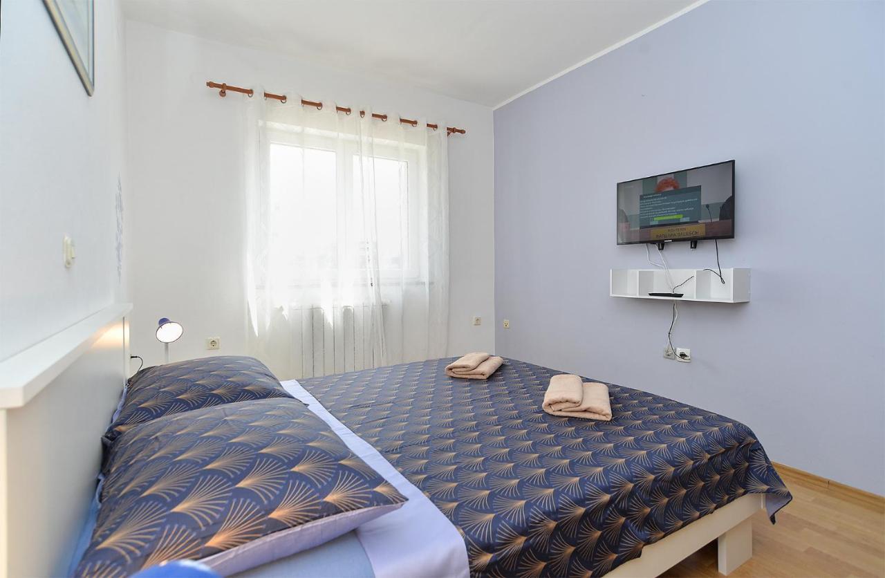Apartments Milka 2074 Poreč Exterior foto